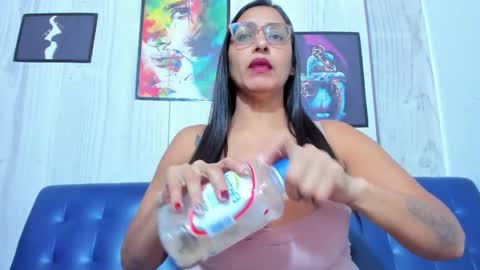 Snapshot of miss_bobbies chatting on May 2026 06:26:02 PM Naty online show from May 2026 06:26:02 PM