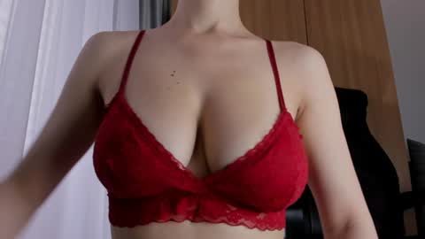 Ivy online show from April 2026 12:03:02 PM