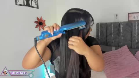 Snapshot of miss_brunette_ chatting on April 2026 07:58:01 PM lucy 3 online show from April 2026 07:58:01 PM