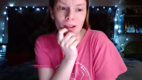 Elis online show from February 2025 03:36:02 PM