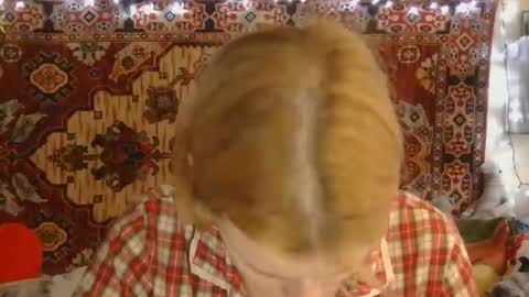 Elis online show from November 2025 12:16:02 PM