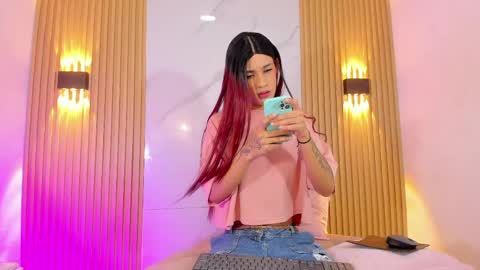 Snapshot of miss_emilystar chatting on April 2026 07:53:01 PM miss_emilystar online show from April 2026 07:53:01 PM