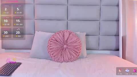Snapshot of miss_emma__ chatting on July 2026 07:31:01 PM emma online show from July 2026 07:31:01 PM