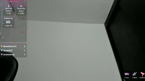 Snapshot of miss_eylens chatting on March 2025 06:23:01 AM miss_eylens online show from March 2025 06:23:01 AM