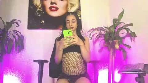 miss_isa19 online show from June 2026 06:54:01 PM