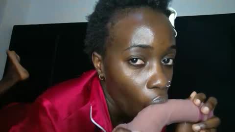 SensuElle  WHAT I DONT SHOW HERE... YOULL ONLY SEE IN PRIVATE  online show from February 2026 09:30:01 PM