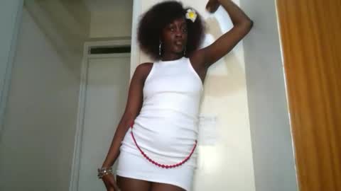 SensuElle  WHAT I DONT SHOW HERE... YOULL ONLY SEE IN PRIVATE  online show from February 2026 06:23:01 AM