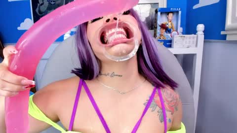 Keisi online show from January 2025 09:05:01 PM