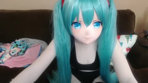 Snapshot of miss_kigu_miku chatting on December 2024 12:23:01 AM Miku online show from December 2024 12:23:01 AM