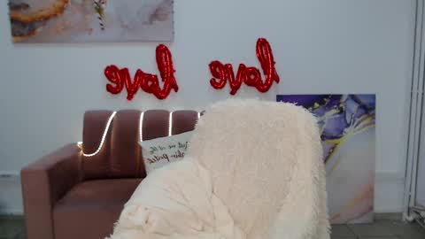 Snapshot of miss_kiten chatting on February 2025 08:49:02 PM miss_kiten online show from February 2025 08:49:02 PM