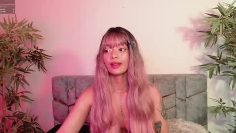 Miss koko online show from October 2025 07:04:02 PM