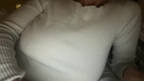 miss Laura online show from November 2025 11:10:01 PM