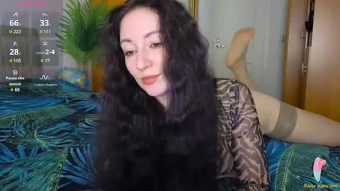 Snapshot of miss_leee chatting on March 2025 09:55:02 AM Laura online show from March 2025 09:55:02 AM