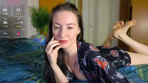 Laura online show from July 2026 09:46:01 AM
