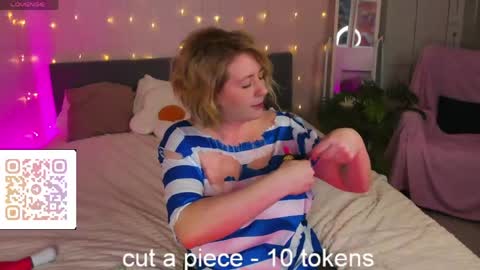 Snapshot of miss_lisaa chatting on May 2026 02:30:02 AM miss_lisaa online show from May 2026 02:30:02 AM