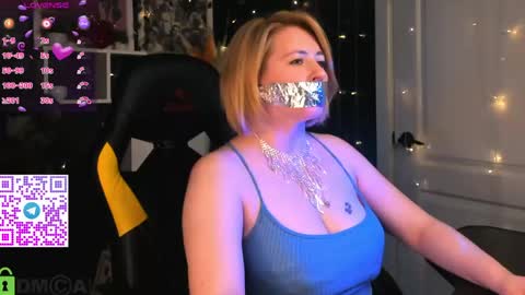 Snapshot of miss_lisaa chatting on June 2026 02:35:02 AM miss_lisaa online show from June 2026 02:35:02 AM