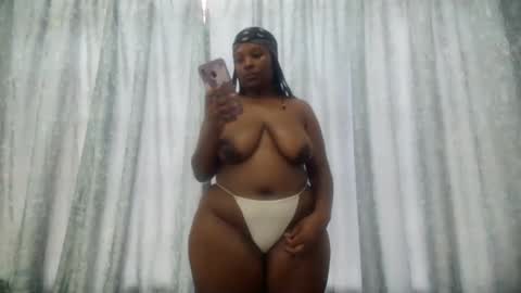 Snapshot of miss_m205 chatting on December 2024 10:01:02 AM miss_m205 online show from December 2024 10:01:02 AM