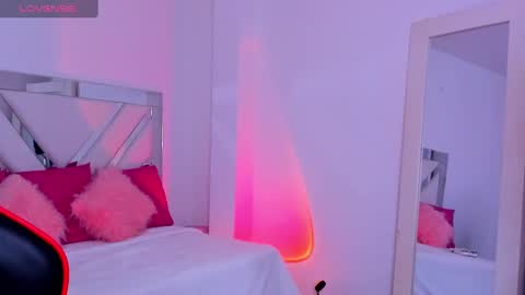   online show from March 2025 12:48:02 PM