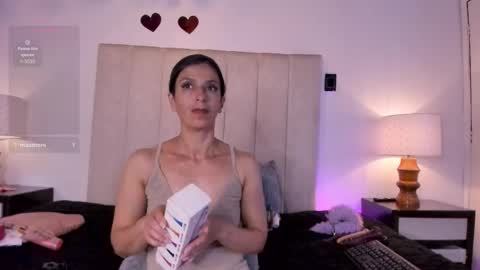 Snapshot of miss_milf_ chatting on May 2026 08:07:01 PM miss_milf_ online show from May 2026 08:07:01 PM