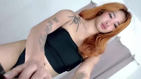 miss_mitchxx online show from April 2026 02:00:02 PM