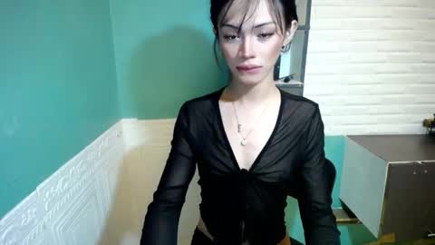 Snapshot of miss_moheera_xxx chatting on May 2026 11:37:01 AM Moheera online show from May 2026 11:37:01 AM