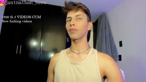 Snapshot of miss_myers chatting on April 2026 03:58:01 PM Goddess Myers thumb up is important for me kisses online show from April 2026 03:58:01 PM