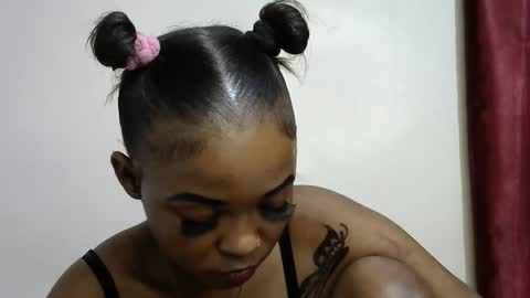 Snapshot of miss_rihanna2 chatting on September 2025 03:12:02 PM miss_rihanna2 online show from September 2025 03:12:02 PM