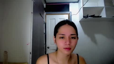 Snapshot of miss_rona_xoxo chatting on July 2026 12:03:02 PM Rona online show from July 2026 12:03:02 PM