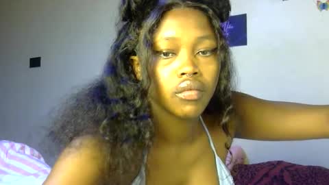 miss_sexyyy online show from October 2025 02:06:02 PM
