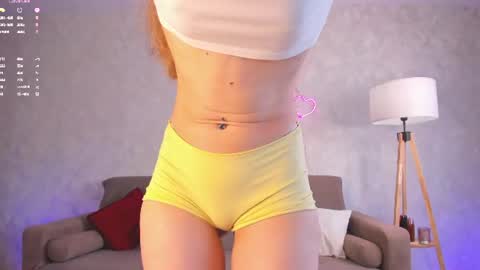 Snapshot of miss_spider chatting on July 2026 07:15:02 AM Spider girl Help me reach 10 likes online show from July 2026 07:15:02 AM