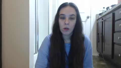 Snapshot of miss_sunshine01 chatting on December 2024 02:16:01 AM Bella online show from December 2024 02:16:01 AM