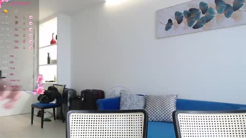 Bella online show from February 2025 03:01:02 AM