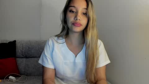 Snapshot of miss_taniac chatting on May 2026 01:33:01 AM Miss Taniac online show from May 2026 01:33:01 AM