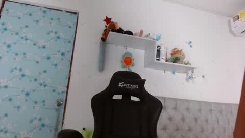 hanna    online show from September 2025 03:11:01 AM