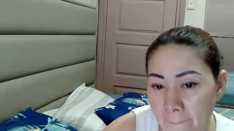 HOT MOMMY ZEPHYR online show from March 2026 06:07:02 AM