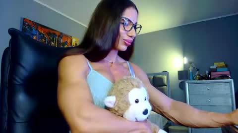Alesyamuscledoll online show from July 2026 08:26:02 PM