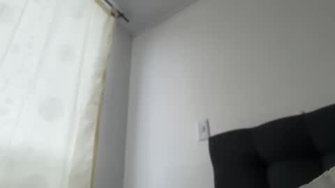 Ameliahs online show from December 2025 12:10:01 PM