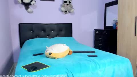 Snapshot of missannydreams chatting on March 2026 11:43:01 PM anny online show from March 2026 11:43:01 PM