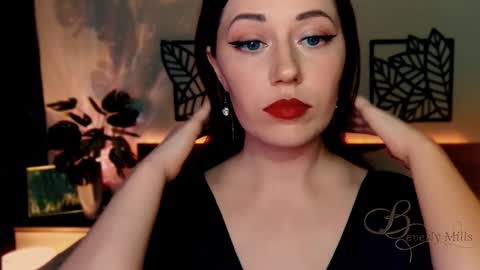 The divine Beverly online show from December 2024 05:54:01 PM