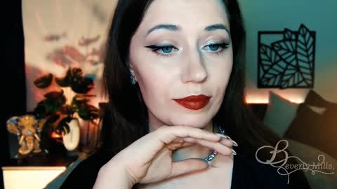 The divine Beverly online show from February 2025 05:09:01 PM