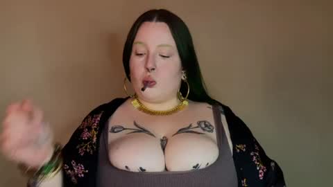 Snapshot of missbika chatting on July 2026 04:11:01 PM Miss Bika online show from July 2026 04:11:01 PM