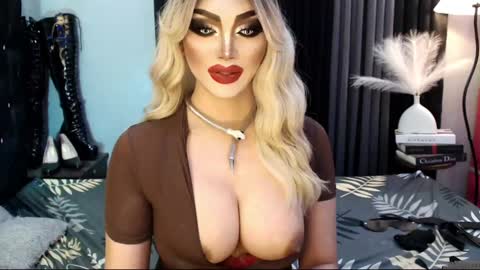 Snapshot of misschannel4sub chatting on March 2025 10:32:02 PM PRIESTESS CHANNEL online show from March 2025 10:32:02 PM