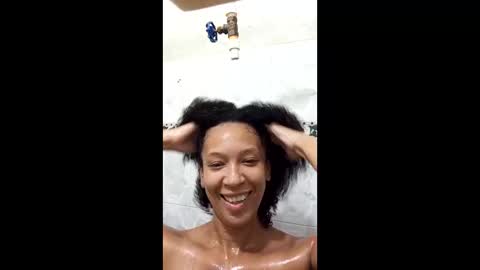 Donna di Diamanti online show from April 2026 02:56:01 PM