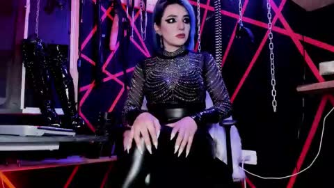 Missdarklady online show from March 2026 11:32:02 PM