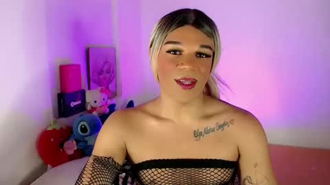 Snapshot of missfer_bigdick chatting on May 2026 11:34:04 PM Fer online show from May 2026 11:34:04 PM