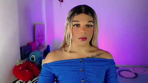 Snapshot of missfer_bigdick chatting on May 2026 12:06:01 AM Fer online show from May 2026 12:06:01 AM