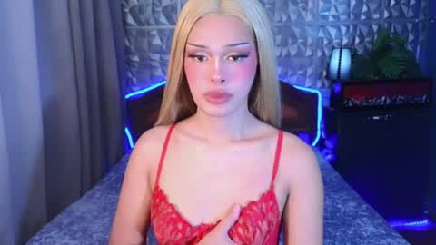 Snapshot of missionary_addiction_cumshot chatting on June 2026 12:30:01 PM im your queen steffie online show from June 2026 12:30:01 PM