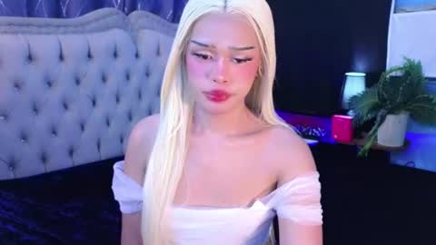 Snapshot of missionary_addiction_cumshot chatting on July 2026 02:12:01 PM im your queen steffie online show from July 2026 02:12:01 PM