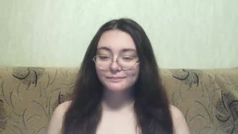 Snapshot of missis_mona chatting on February 2025 12:04:01 AM missis mona online show from February 2025 12:04:01 AM