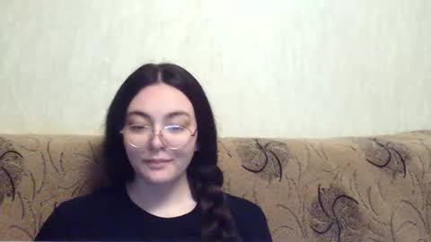missis mona online show from May 2026 07:19:01 PM